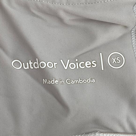 Outdoor Voices Doing Things White Cloud Polka Dot Sports Bra Sporty Athletic XS - Picture 7 of 11